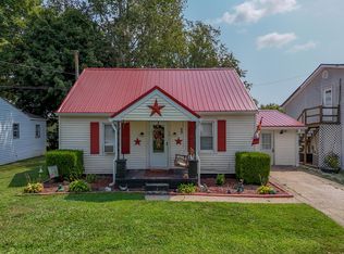 60 Cecil Ave, Owingsville, KY 40360
