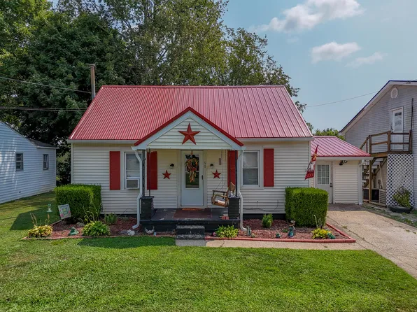 60 Cecil Ave, Owingsville, KY 40360