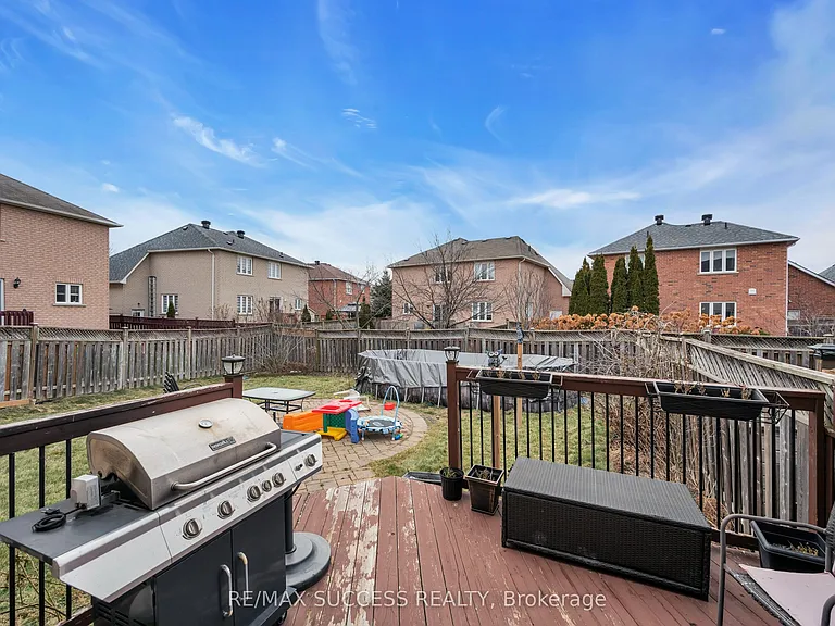 228 Flagstone Way — Photo 36