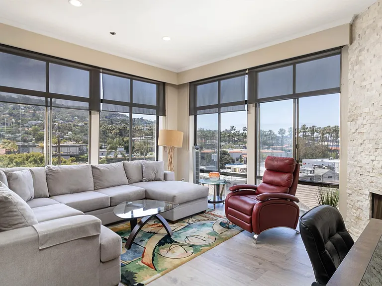 8110 El Paseo Grande #401 — Photo 2