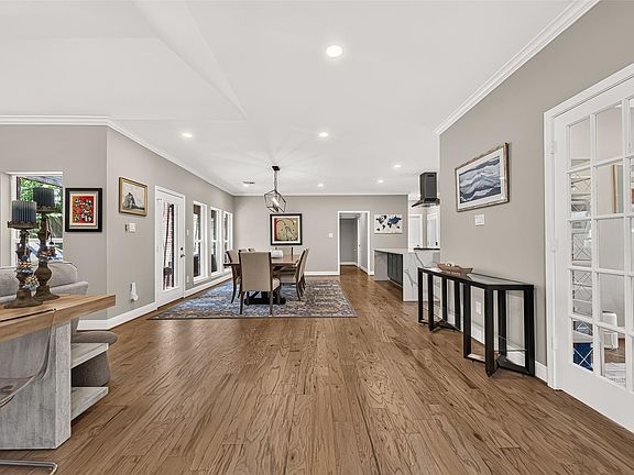 4th image of 1122 Daria Dr