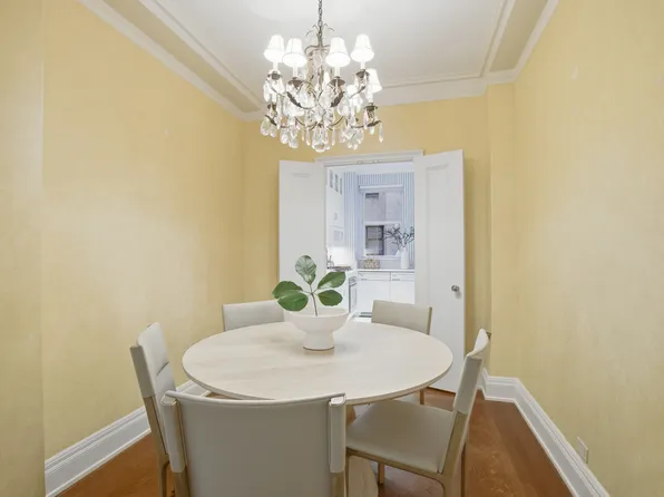 480 Park Avenue image 7 of 16