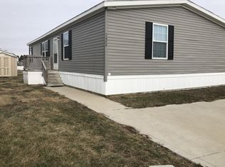 2672 Autumn Lake Dr, Anderson, IN 46017