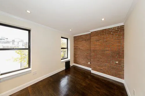 445 East 9th Street — Photo 4