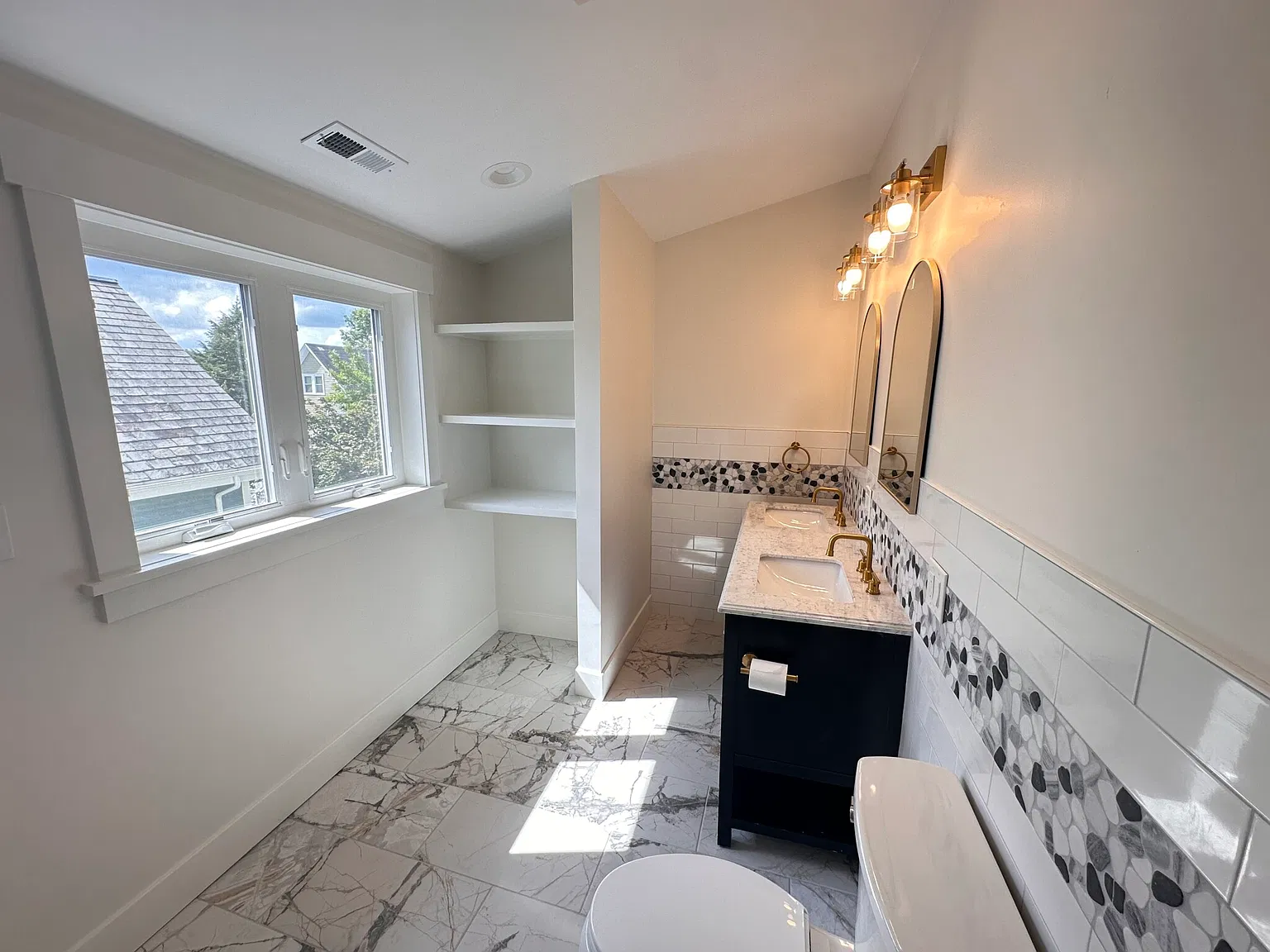 56 Magnolia St — Photo 4