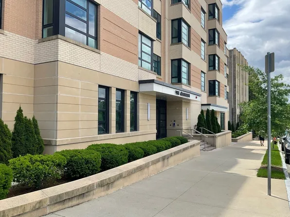 1650 Commonwealth Ave Unit 202, Brighton, MA 02135