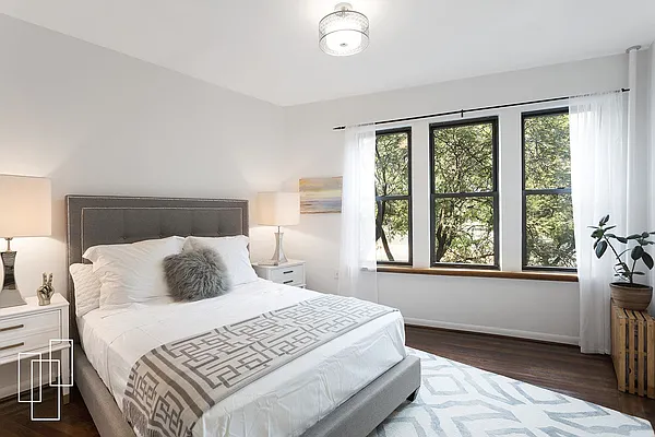 Sold by Garfield Realty  | media 30