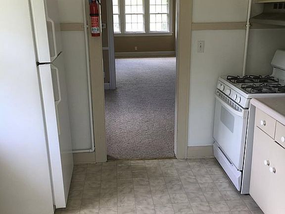 4th image of 637 Garfield Ave #637