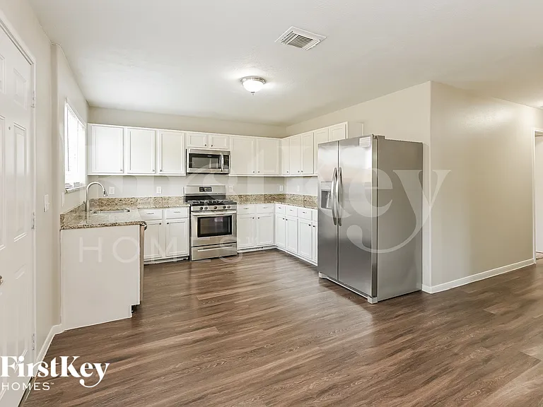 1935 Poco Dr — Photo 7