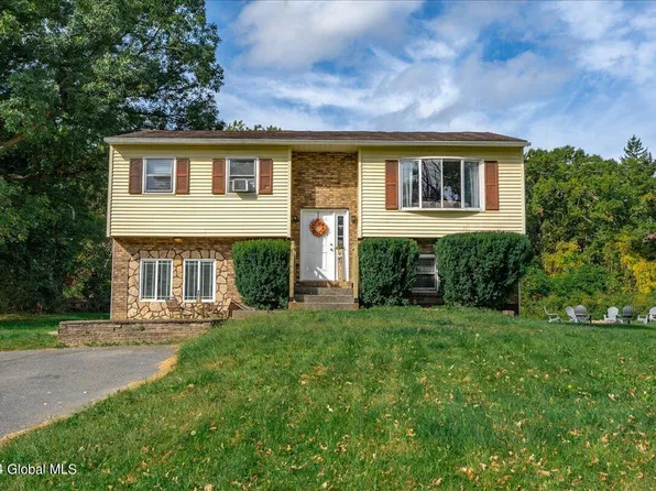 726 Hudson River Road, Mechanicville, NY 12118