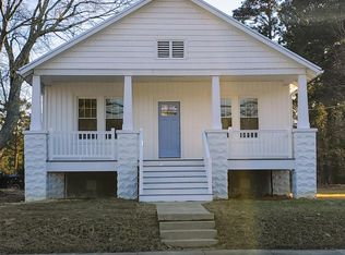 201 Irvington Rd, Kilmarnock, VA 22482