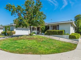 23801 Bessemer St, Woodland Hills, CA 91367