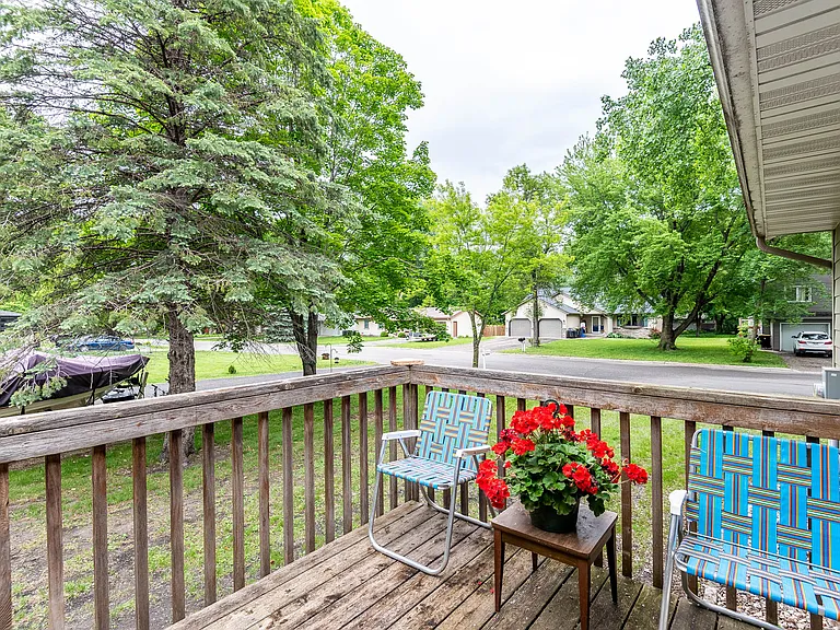 1613 Sharon Dr — Photo 4