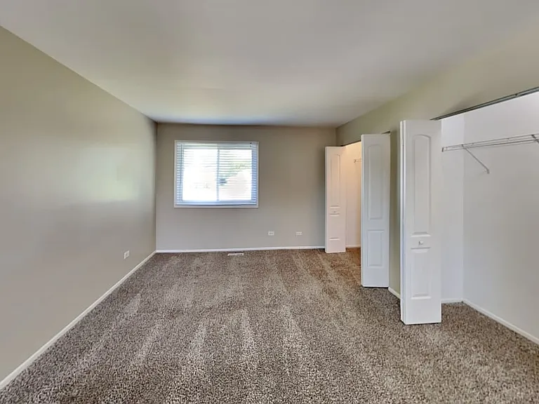 8295 S Utica Ave — Photo 4
