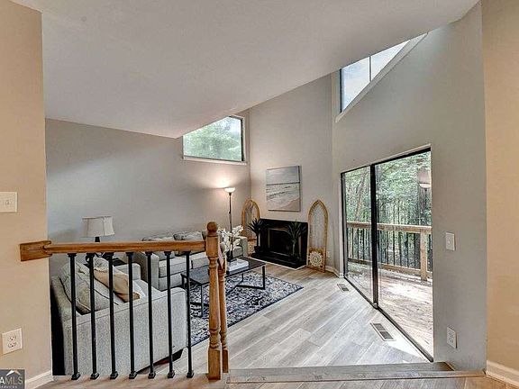 5th image of 2503 Terrace Trl