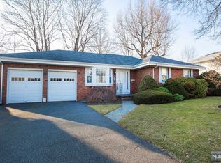 22 Clarke St, Dumont, NJ 07628