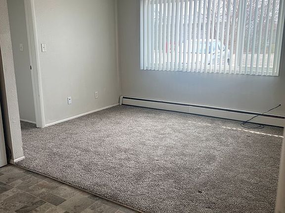4th image of 1345-1365 Meadowview Dr #1365-04
