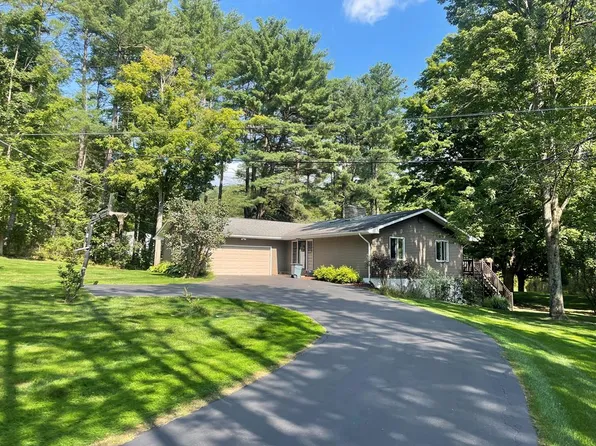 106 Parkview Dr, Painted Post, NY 14870