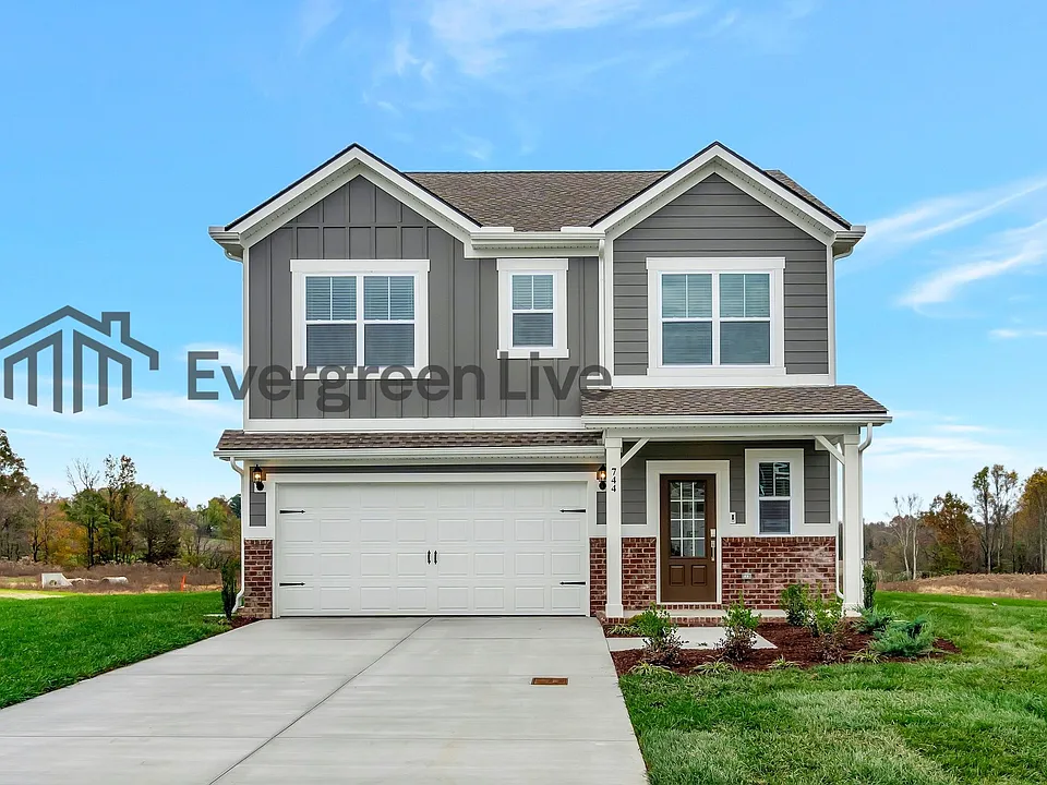 553 Emerson Ln