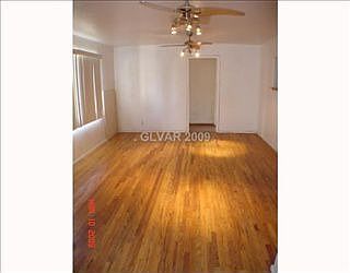 2nd image of 1070 Bonita Ave