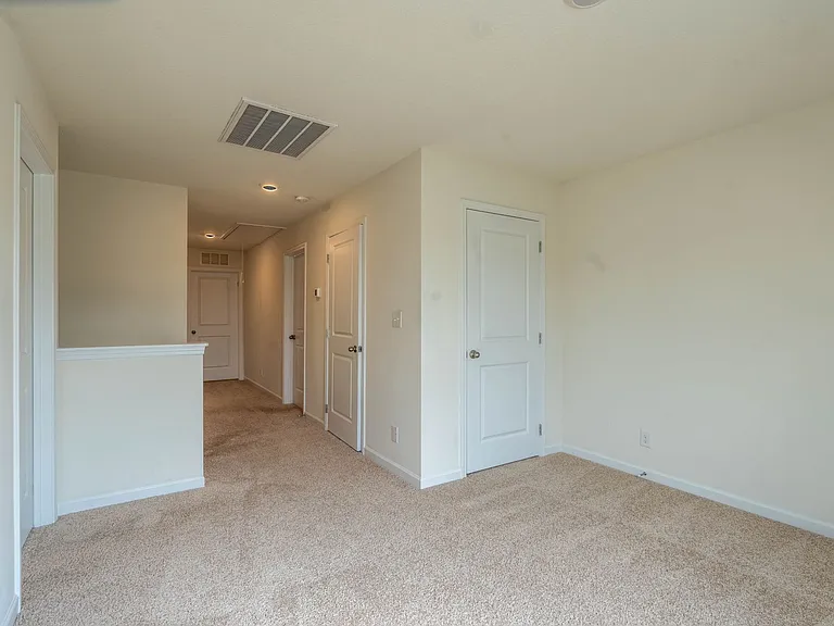 2915 Southbridge Rd — Photo 18