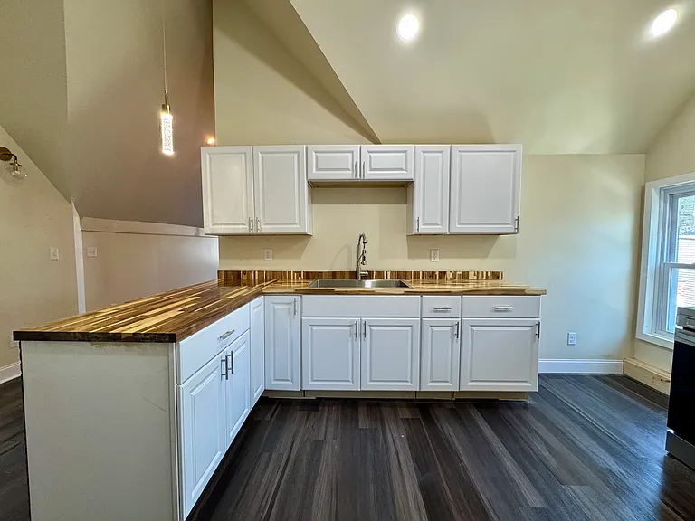 267 Oliver St #3 — Photo 15