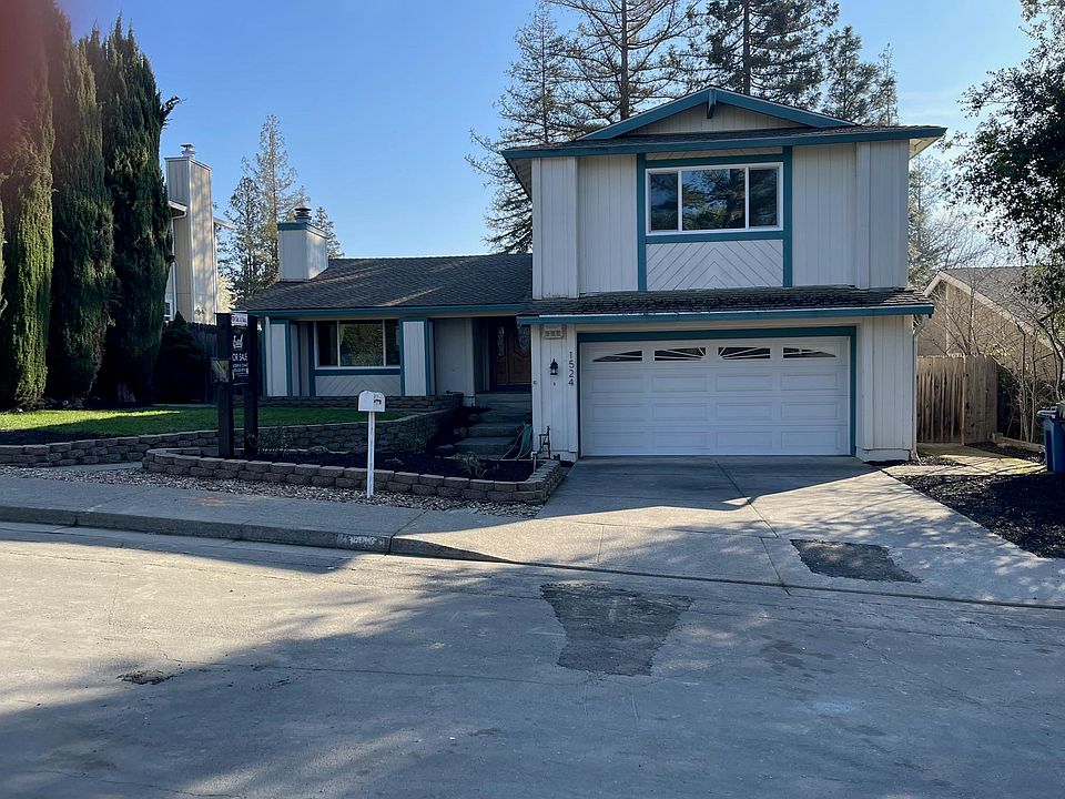 1st image of 1524 Ridgewood Dr