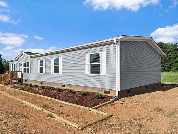 2nd image of 119 Falls Ln