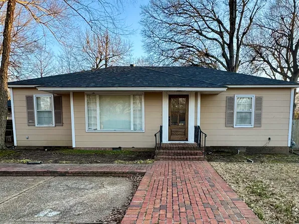 1009 Avery St, Cleveland, MS 38732