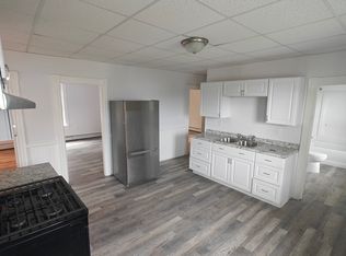 49 West St FLOOR 3, Fitchburg, MA 01420