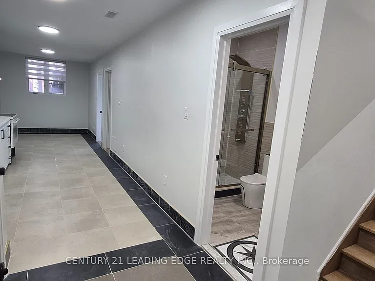 80 X Haslam St #BASEMENT — Photo 7