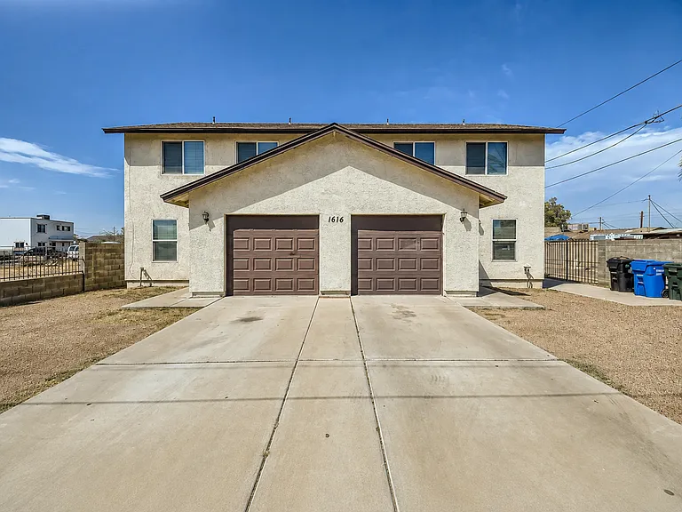 S 13th Ave — Photo 16