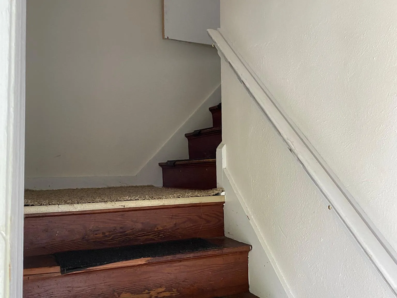 310 Middle St — Photo 2