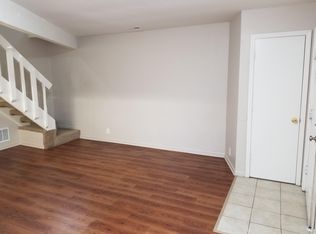 3320 W 8th St APT D, Lawrence, KS 66049