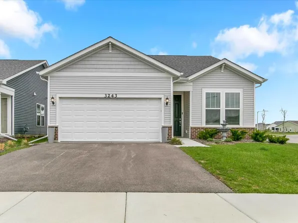3243 Sweetgrass Cir, Aurora, IL 60503