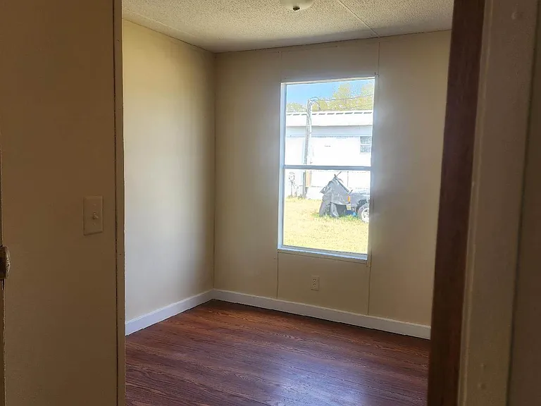 114 Dry Branch Vlg — Photo 2