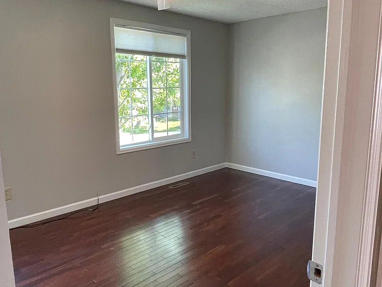 E Progress Cir S — Photo 16