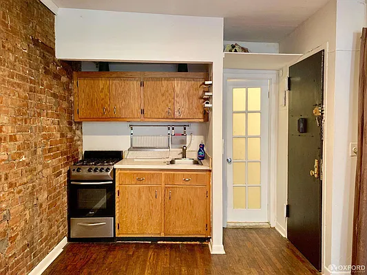 Rented by Oxford Property Group | media 3