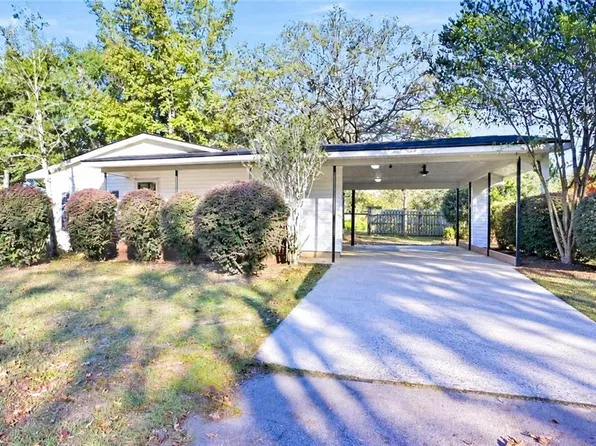 140 Watson St, Hawkinsville, GA 31036