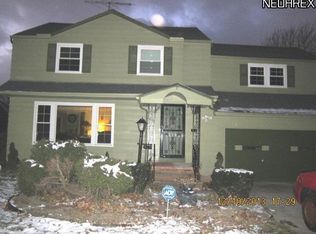 836 Quilliams Rd, Cleveland Heights, OH 44121