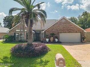 2451 W Shore Dr, Biloxi, MS 39532