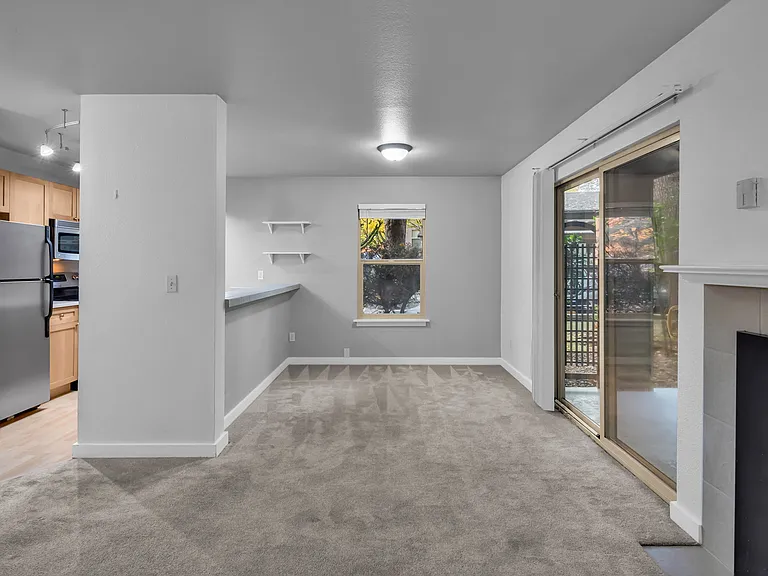 9805 Avondale Rd NE #W159 — Photo 8