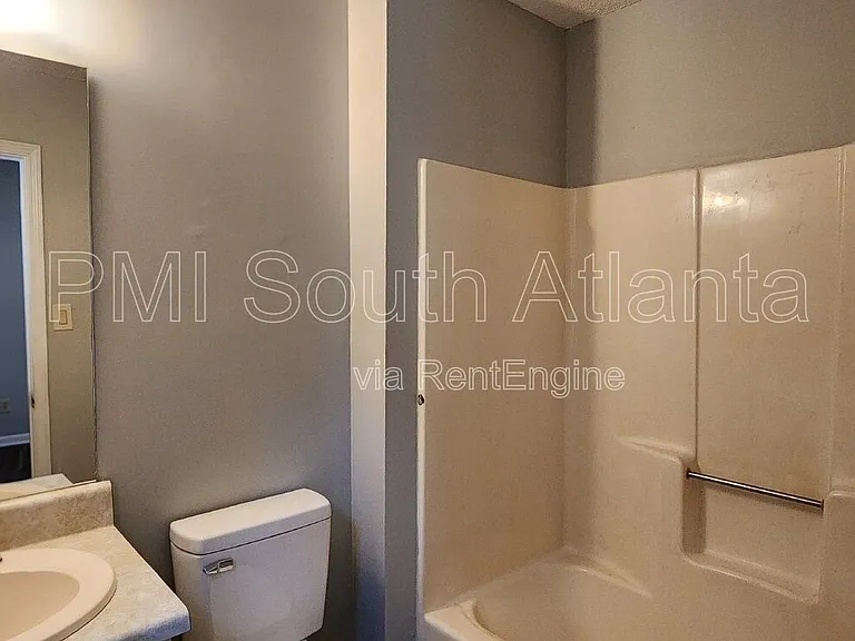 1681 Winchester Way SE — Photo 24