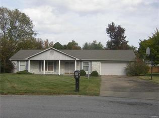 3306 W Hawthorne Ct, Marion, IL 62959