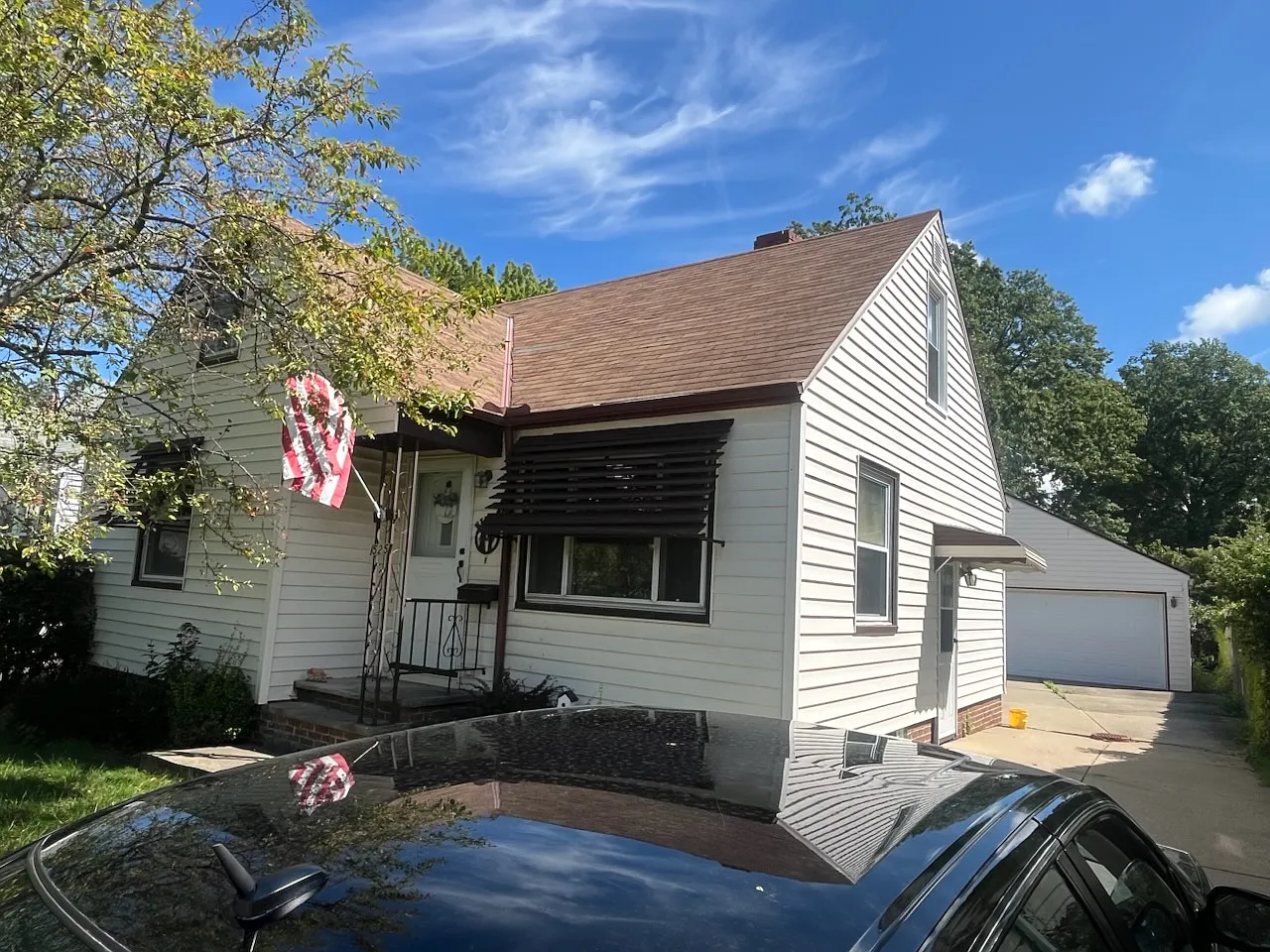 3 bed, 1.5 bath, 1500 sqft, $1,595 — Photo 1