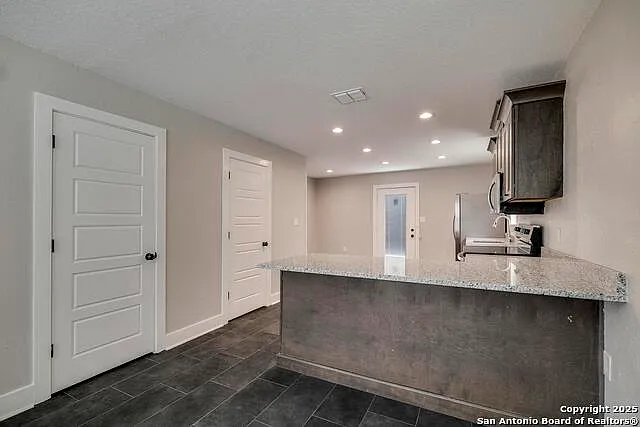 349 Will Rogers Dr #B — Photo 5