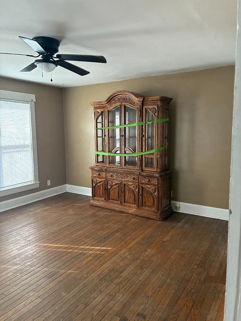 430 W Main St - 430 1/2 W Main — Photo 3