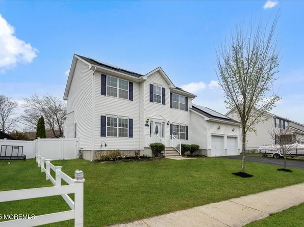 4 Goldenrod Avenue, Bayville, NJ 08721