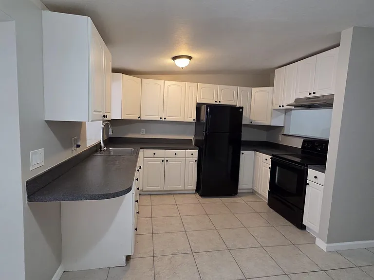 3818 Everglades Rd — Photo 6