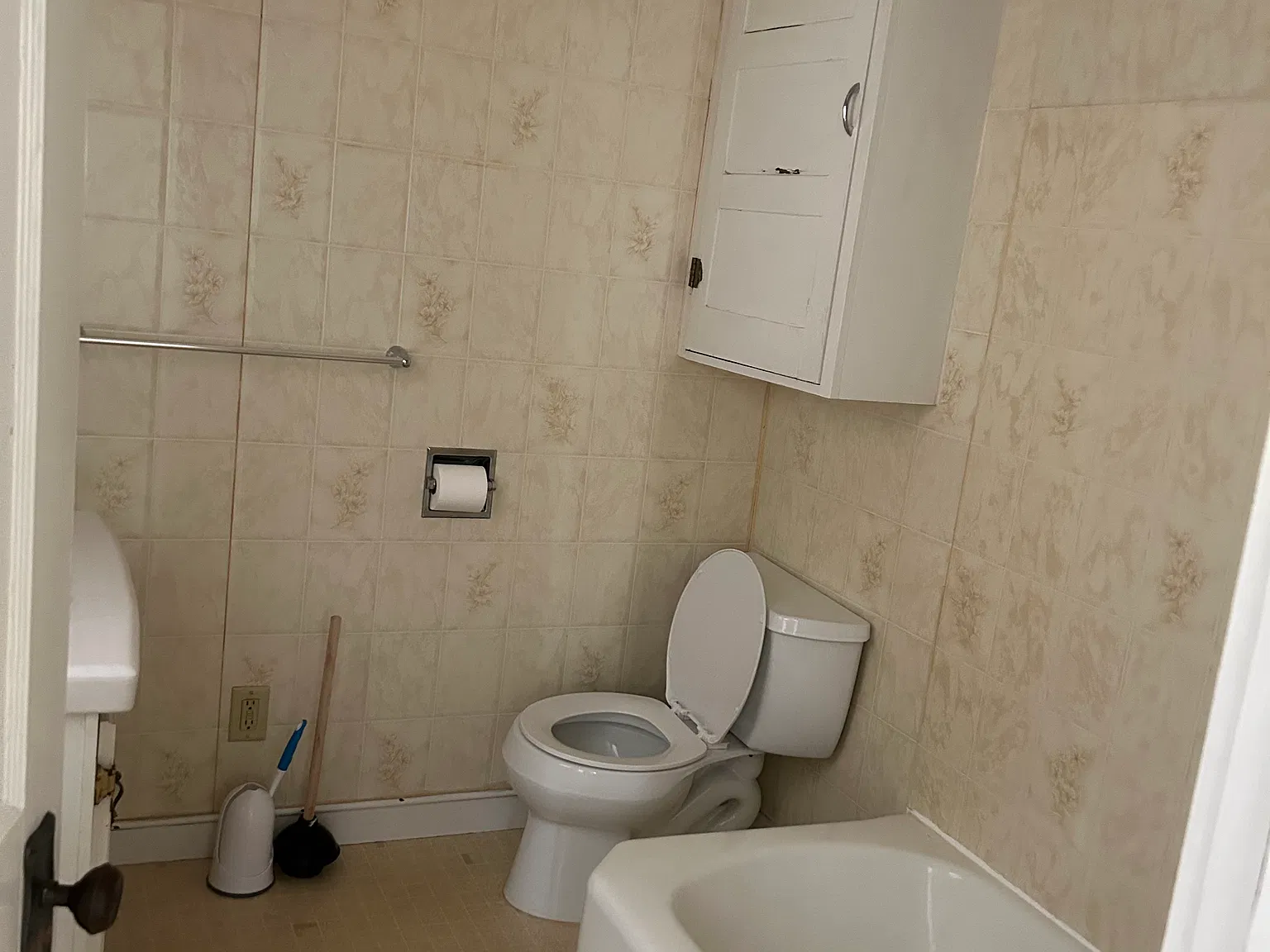 1 bed, 1000 sqft, $1,000 — Photo 4